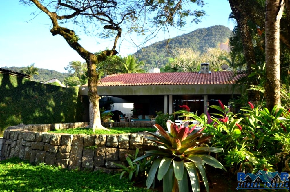 Casa na Praia do Lázaro