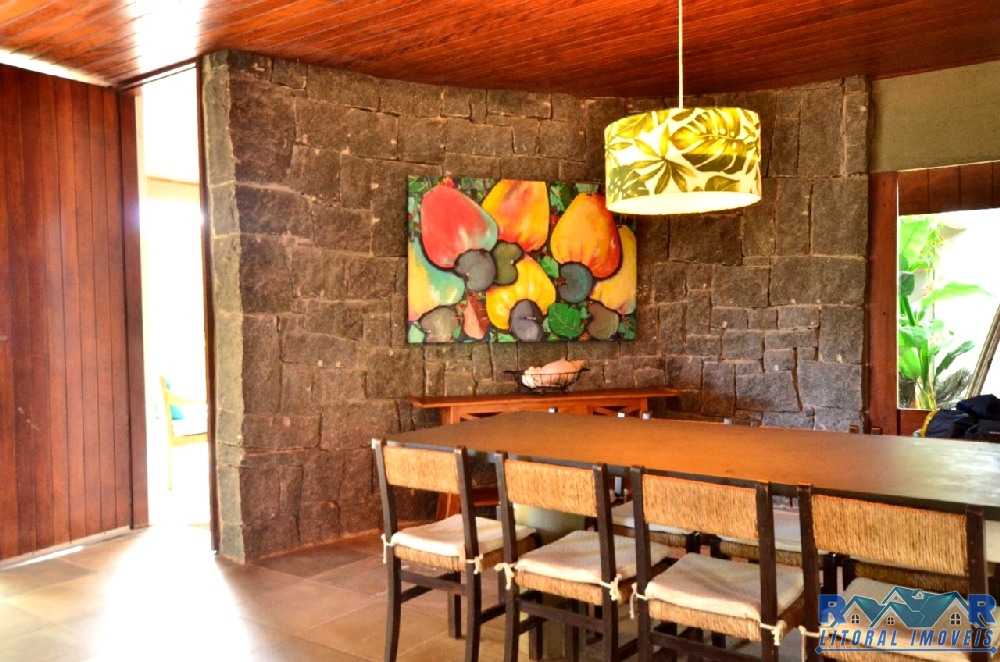 Casa na Praia do Lázaro