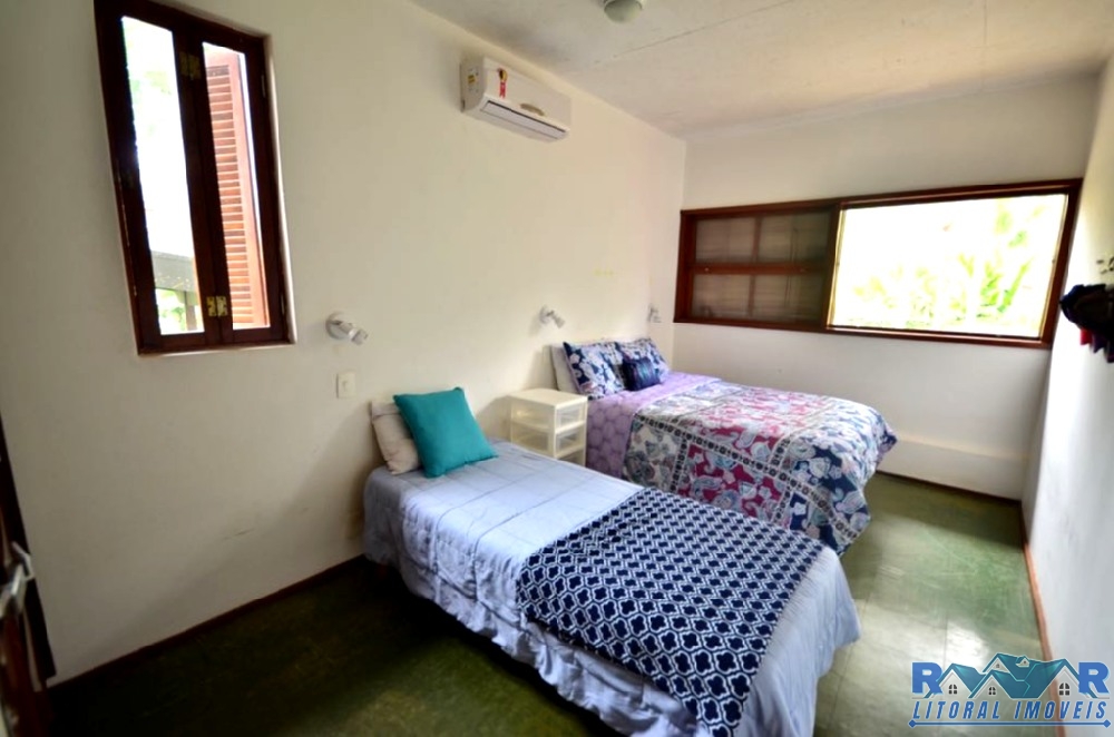 Casa na Praia do Lázaro