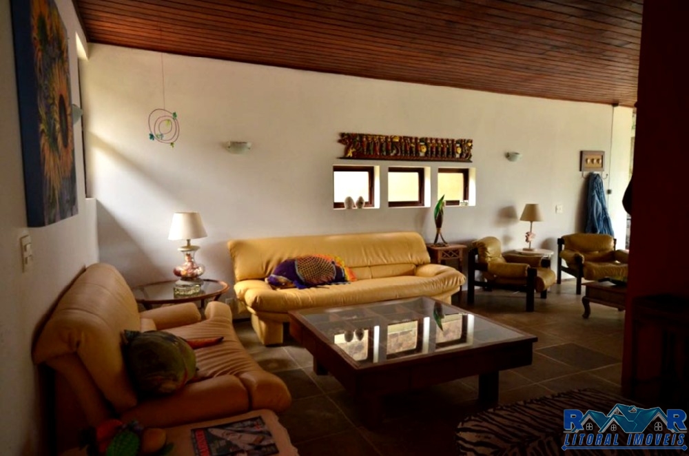 Casa na Praia do Lázaro