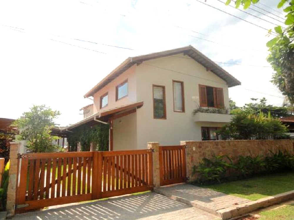 Casa na Praia do Lázaro