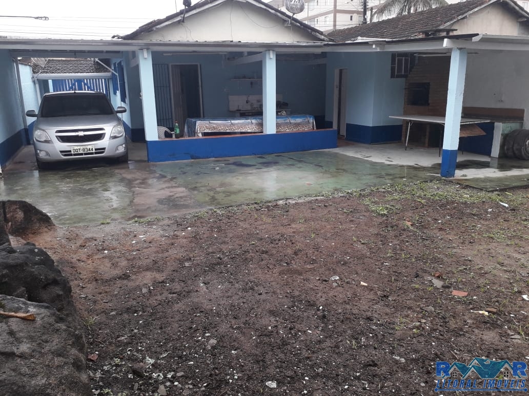Casa Perequê Açu 200 metros da praia