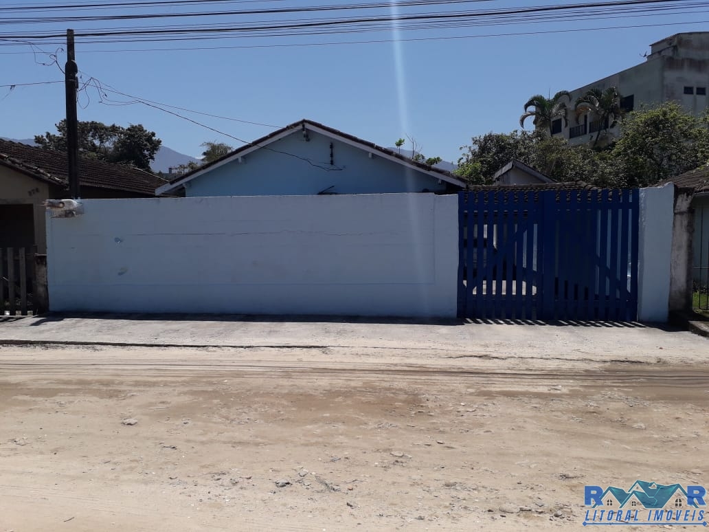 Casa Perequê Açu 200 metros da praia