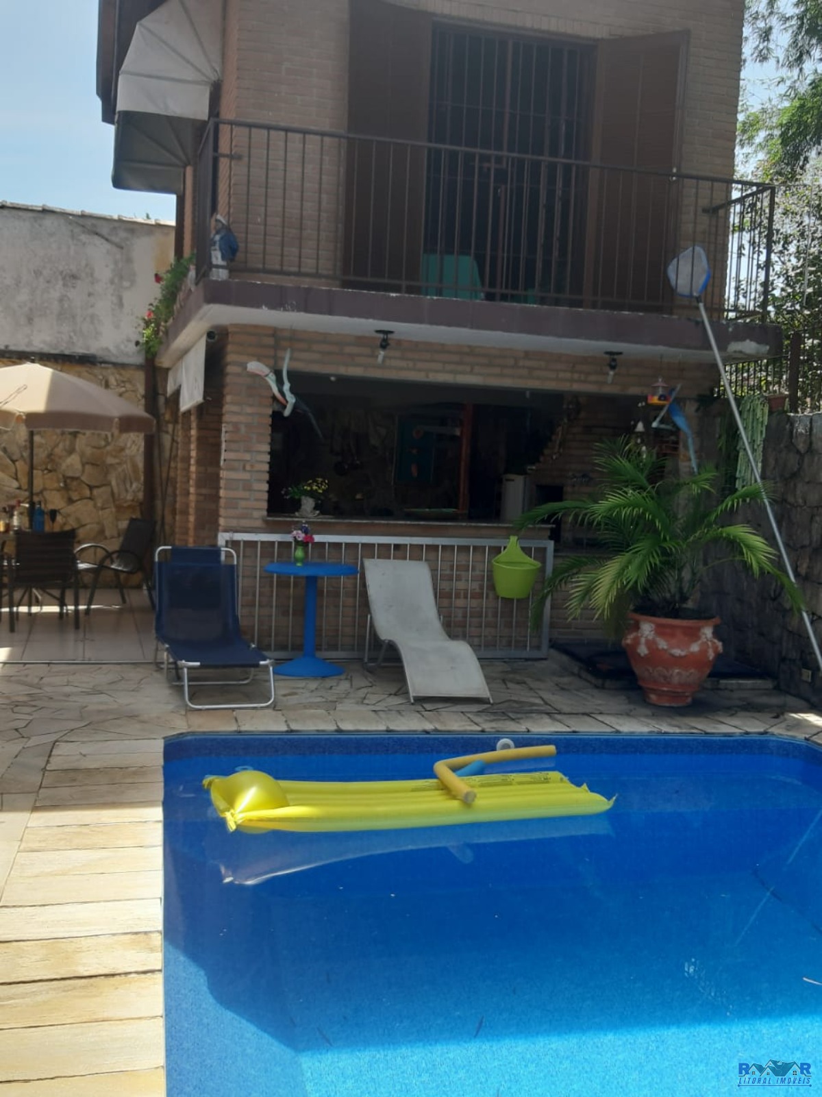Linda Casa no bairro nobre de Ubatuba, próximo ao Aquário, bares e restaurantes
