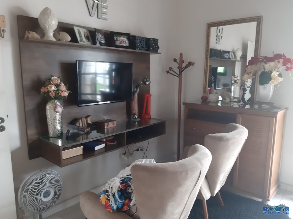 Linda Casa no bairro nobre de Ubatuba, próximo ao Aquário, bares e restaurantes