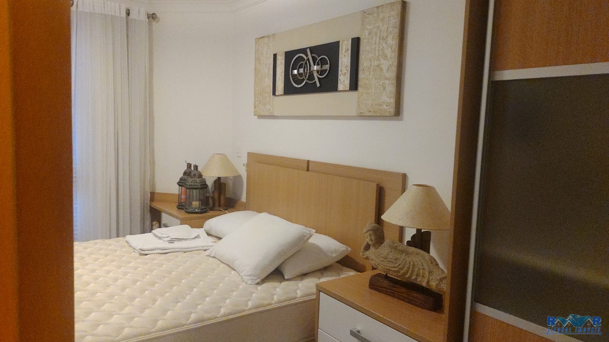 Apartamento na Praia Grande frente para mar